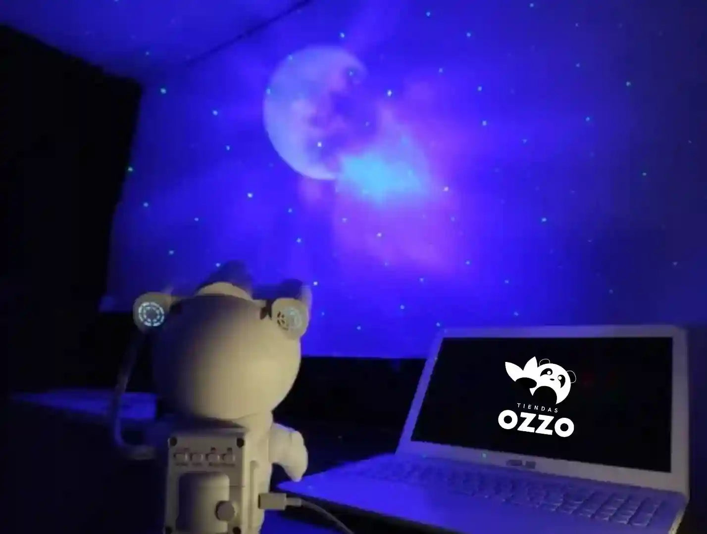 Proyector Parlante 4 en 1 - Luna Estrellas y Galaxias